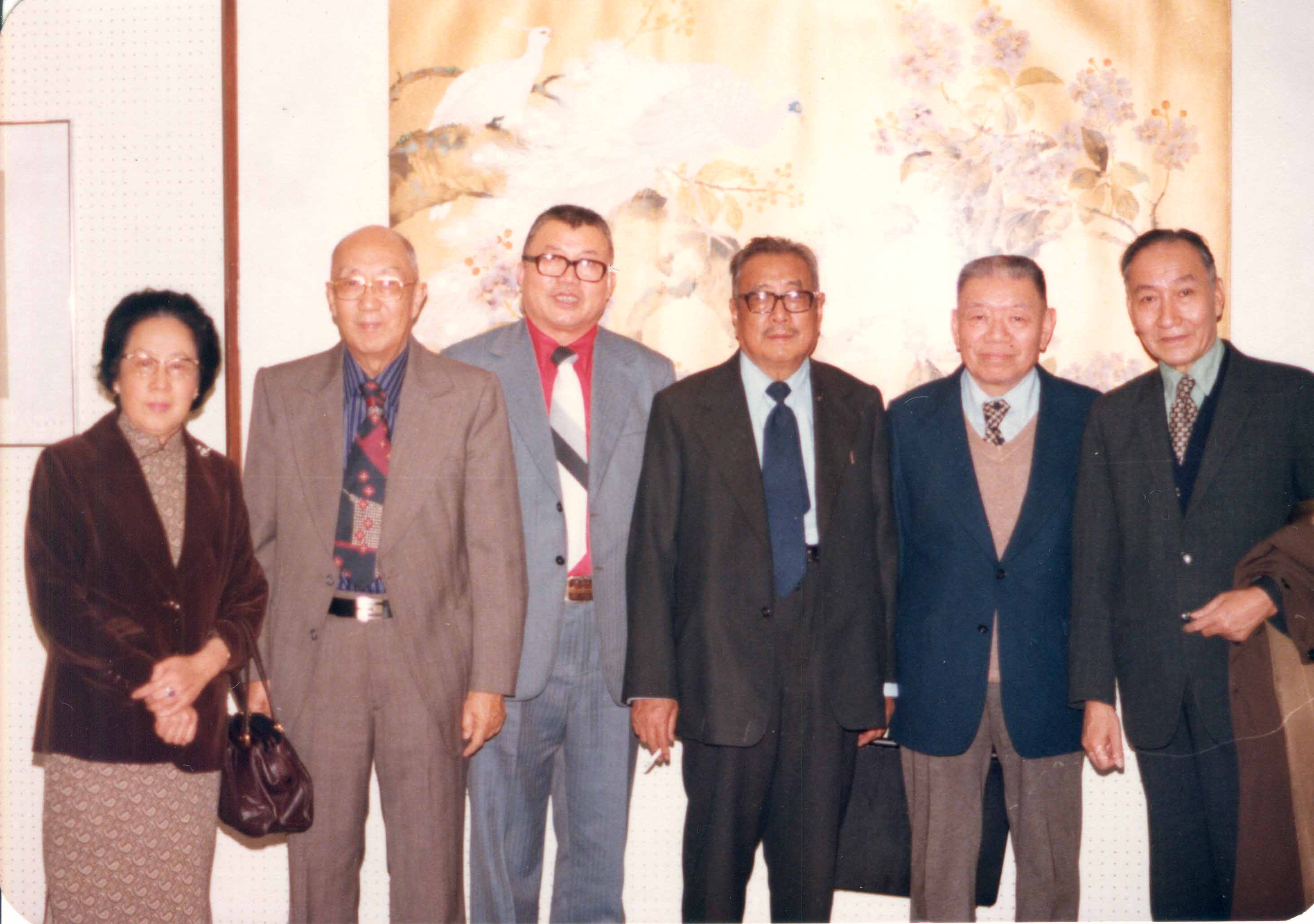 由右至左: 畫家季康、金勤伯教授、臺靜農教授、喻仲林